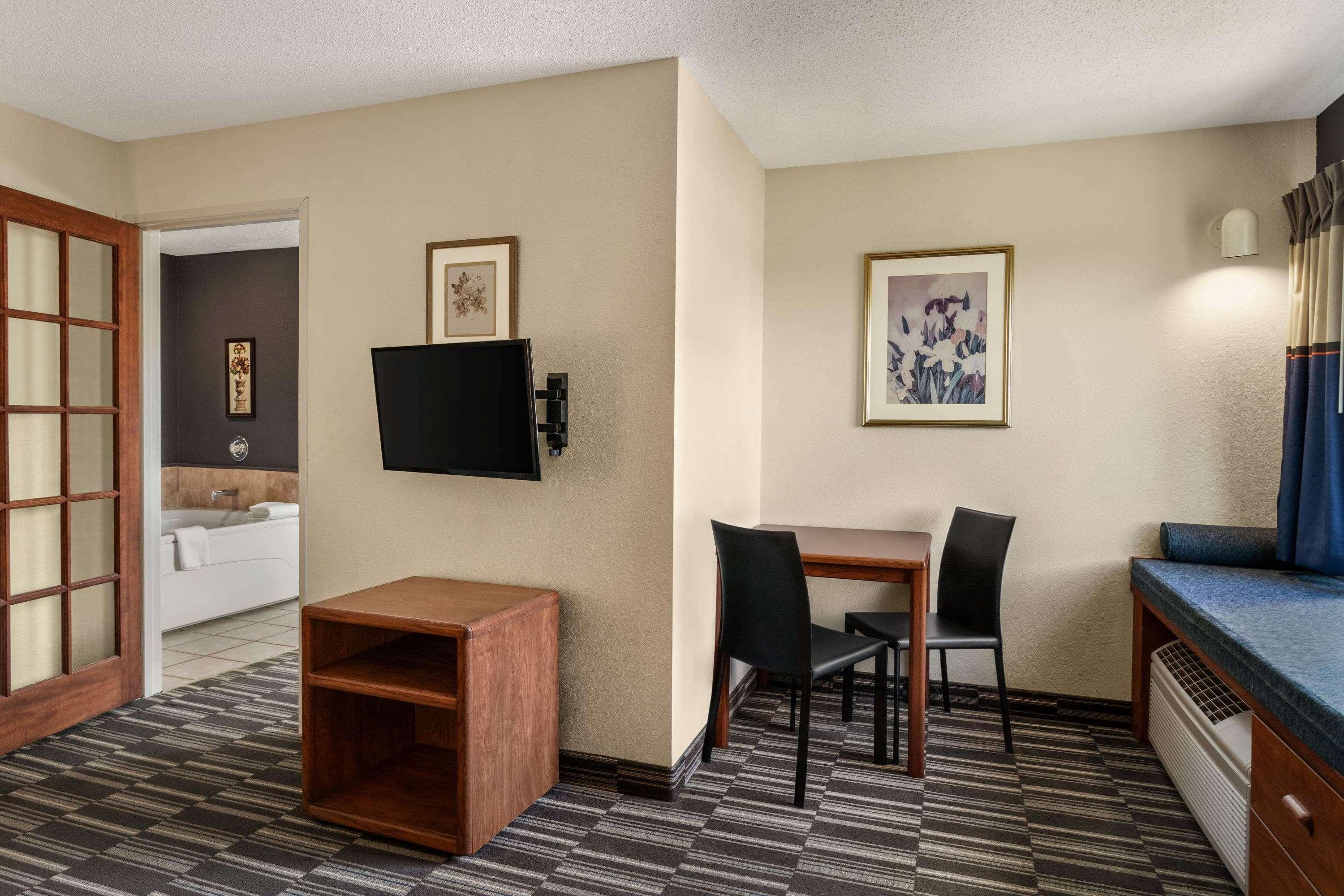 Microtel Inn And Suites - Inver Grove Heights Eksteriør billede